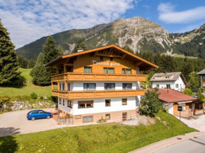 Tanneck Garni, Berwang